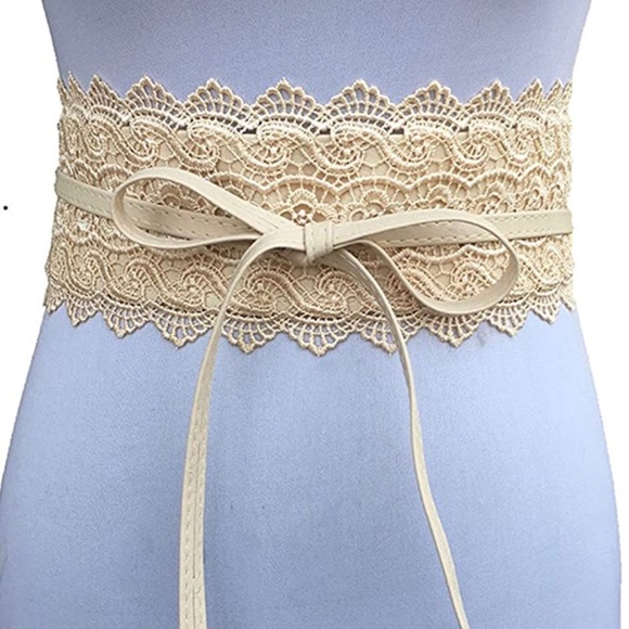 Black Lace faux leather wide boho belt stretch - Picture 7 of 10